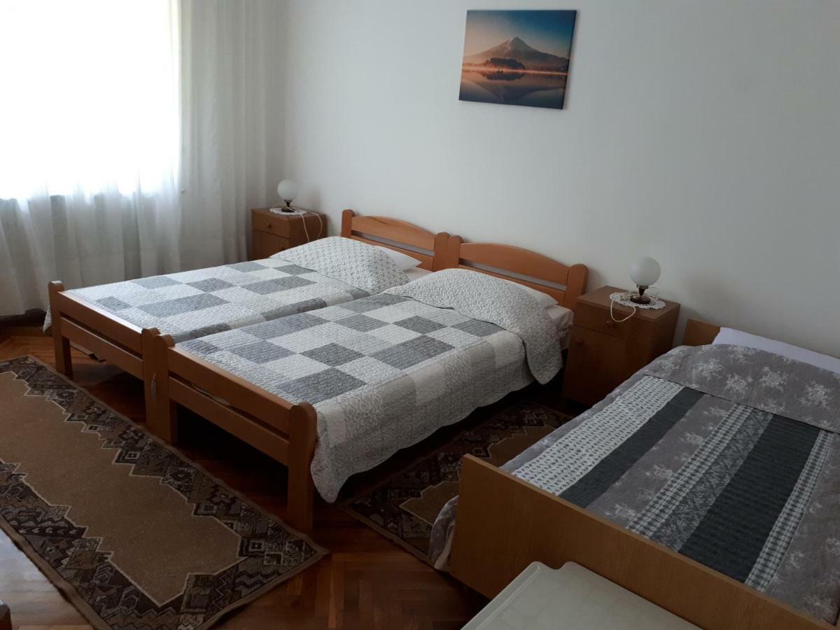 דירות PUY Apartman Ivan מראה חיצוני תמונה